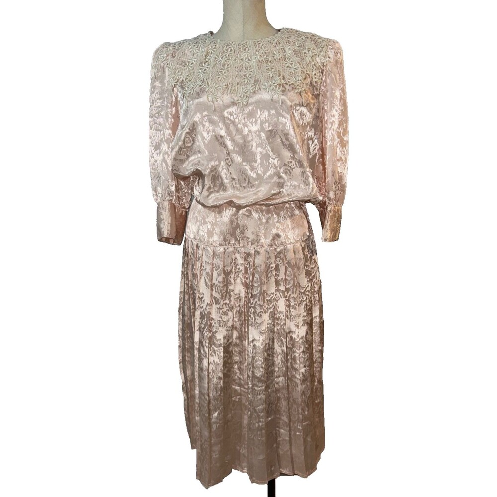 Nilani Women's Vintage 1980s Satin Drop Waist Lace Collar Midi Dress size 12